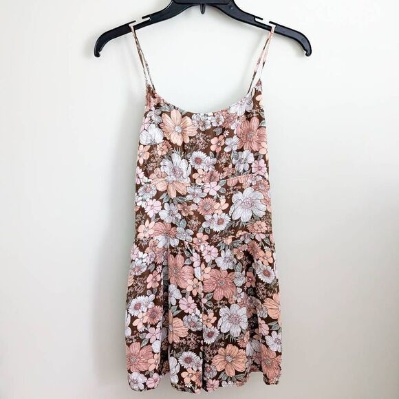 Abercrombie and Fitch Floral Romper - Picture 3 of 4